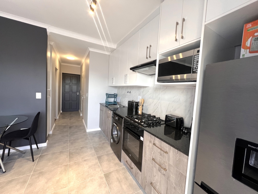To Let 1 Bedroom Property for Rent in Table View Western Cape